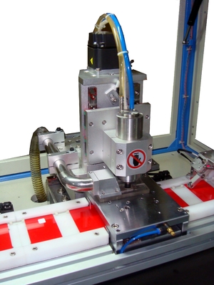 Automatic IC Card Slot Milling Machine 3500 - 4500pcs/Hour Contact IC Card Slotter