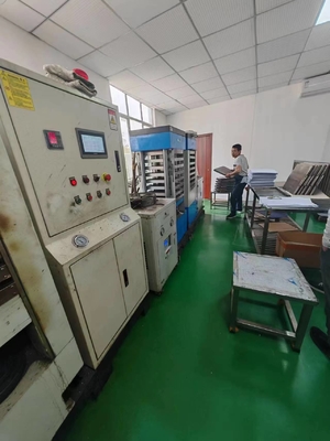 Smart Card RFID Inlay Laminating Machine With Automatic Tray Moving 4 Cylinders