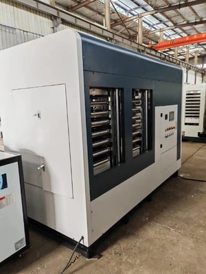 Auto Tray Transfer Smart Card Pressing Machine 560x750mm RFID Chip Card Lamination Machine